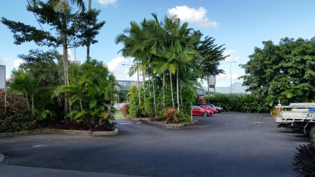 Cairns Gateway Resort Bagian luar foto
