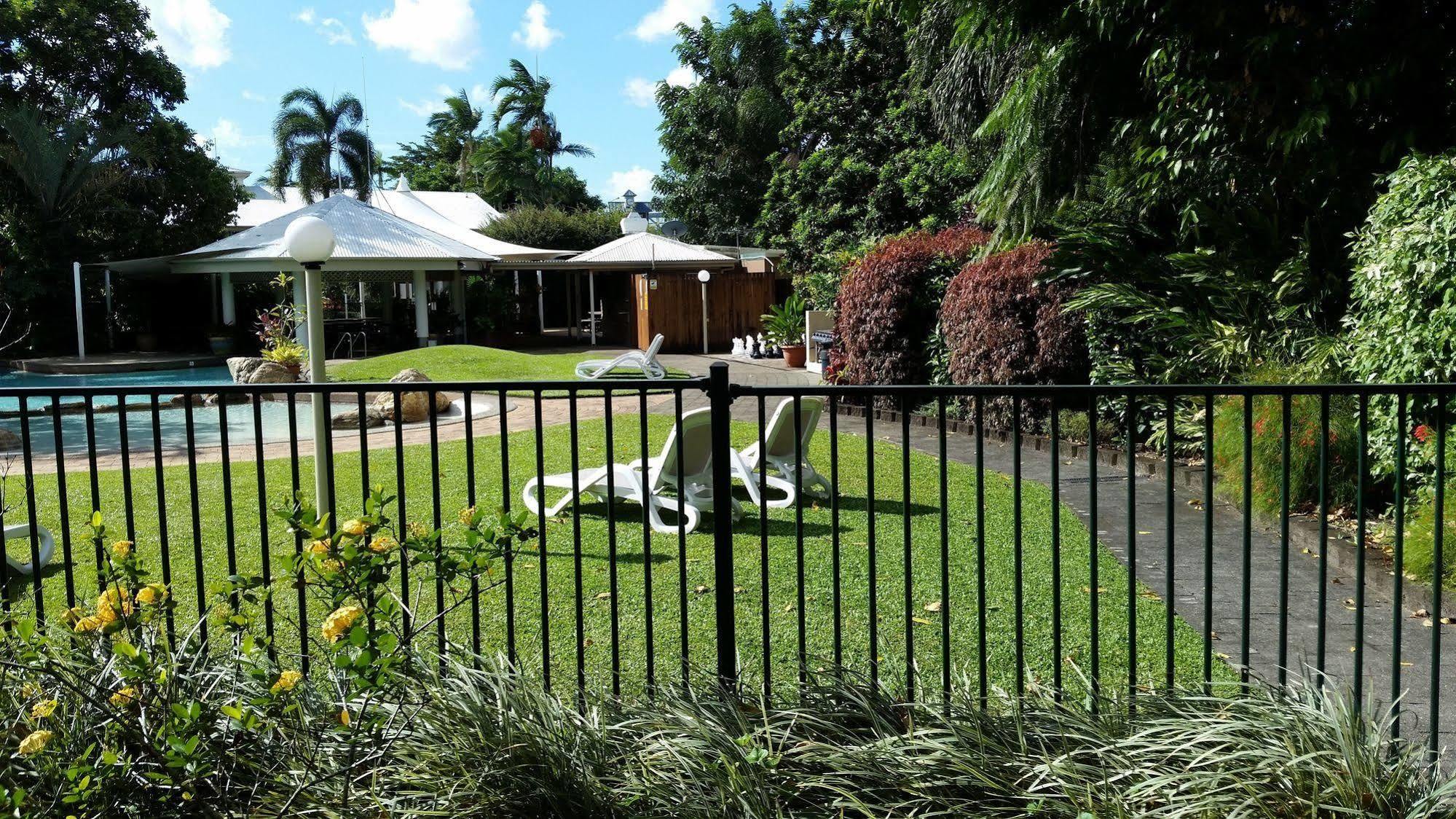 Cairns Gateway Resort Bagian luar foto